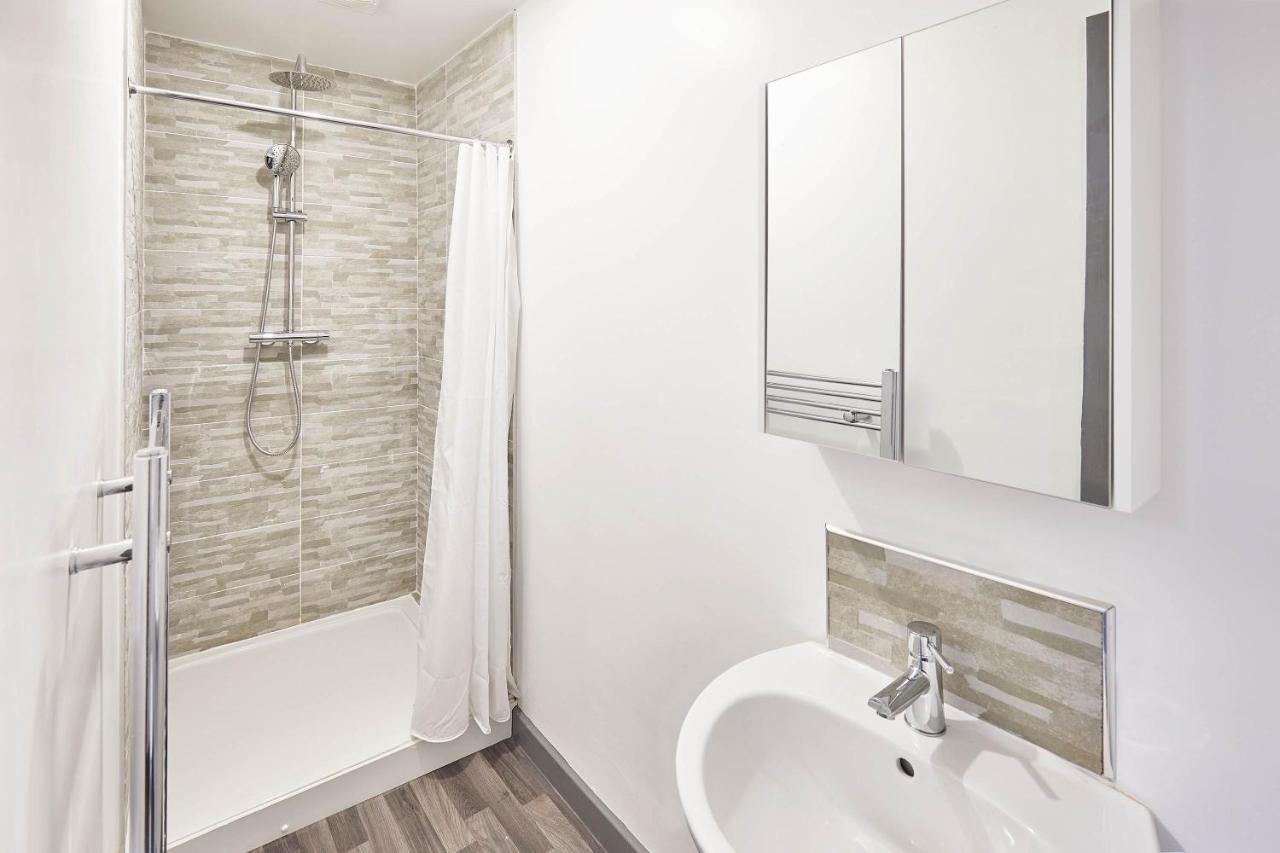 Host & Stay - Clarendon Apartments 레드카 외부 사진